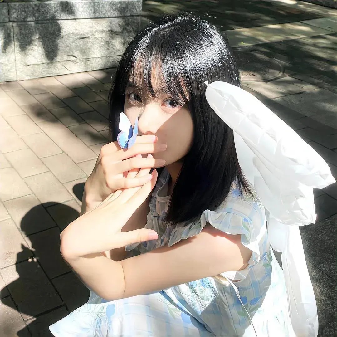 致亲爱的孤独者海报